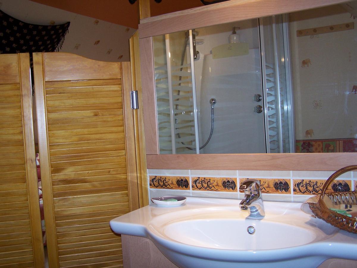 Une Chambre D'Hote Yvetot Exteriör bild